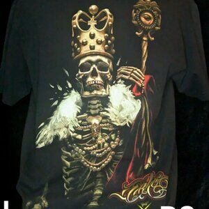 Sullen skeleton king